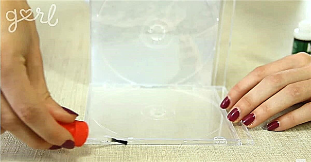 Sådan oprettes din egen smukke fotokube ud af tomme cd-kasser
