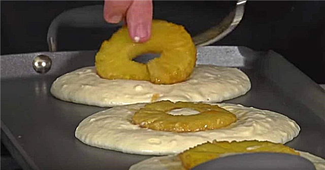 パイナップルの逆さまのパンケーキを作る方法{ブリリアントレシピ}