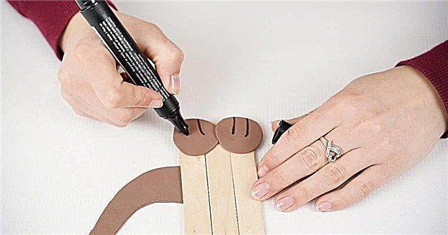 Jak si vyrobit roztomilé štěňátko z řemeslné hůlky (s videem)